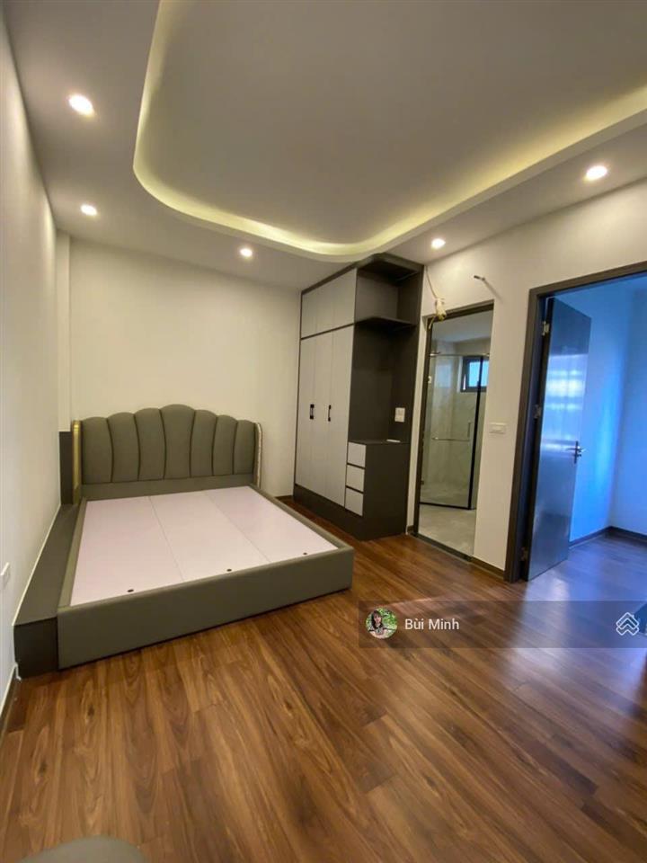 Cho thuê nhà nguyên căn 6 tầng full nội thất nguyễn văn cừ
