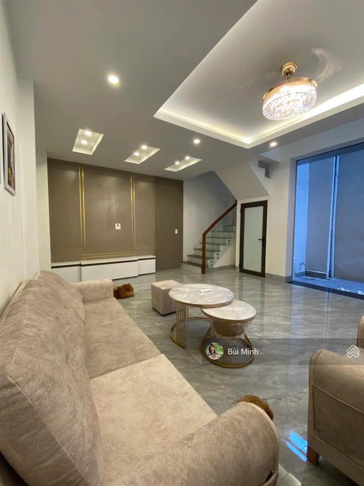 Cho thuê nhà nguyên căn 6 tầng full nội thất nguyễn văn cừ