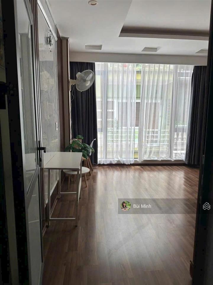 Cho thuê nhà nguyên căn kinh doanh ô tô tránh nguyễn văn cừ
