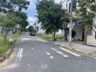 Chủ cần bán cặp góc view bãi tắm tân trà đường lý văn phức và phan đình thông giá có 17 tỷ