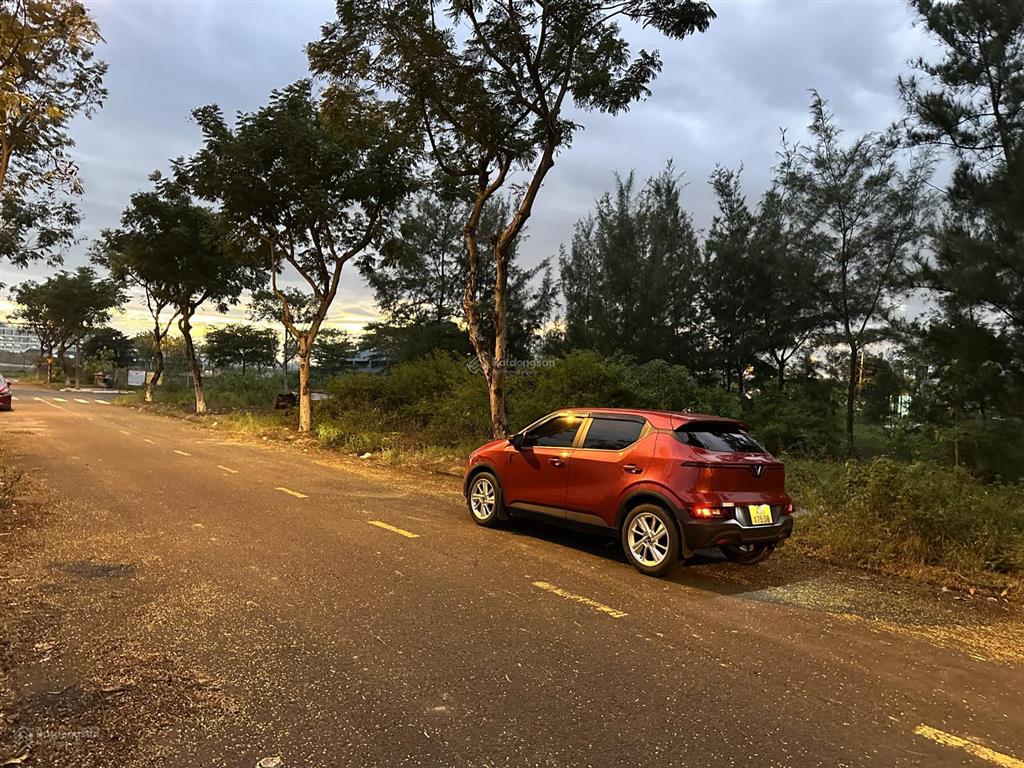 Cần bán đường 7m5 khu tân trà giá 49tr/m2 tương đương đường 5m5, lô đất đối diện công viên gần sông
