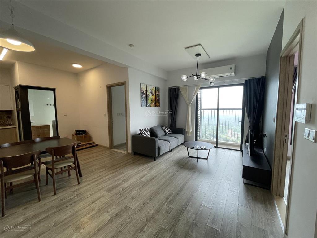 Bán căn hộ cc 2pn 2wc( dt 72m) toà lake1. nhà đủ nội thất. giá bán 5,450 bp. a/c  0964 109 ***