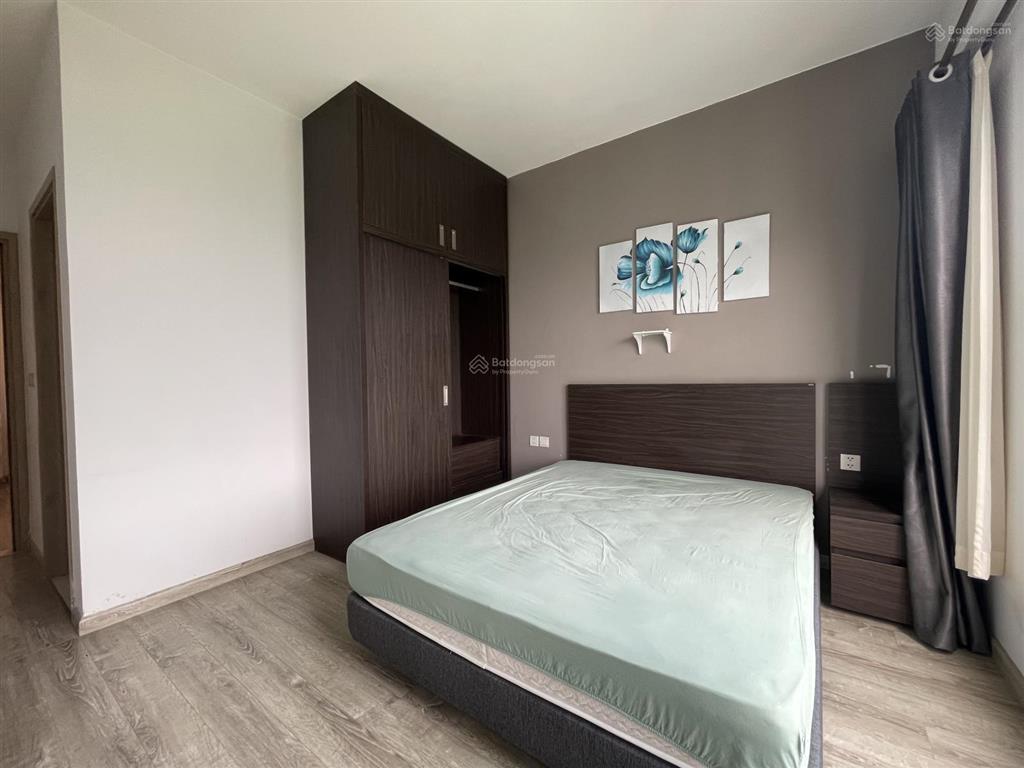 Bán căn hộ cc 2pn 2wc( dt 72m) toà lake1. nhà đủ nội thất. giá bán 5,450 bp. a/c  0964 109 ***