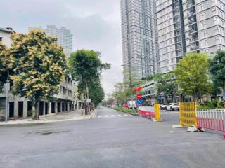 Bán nhà mặt phố vạn tuế, dt 100m giá 21 tỷ bp.  0964 109 ***