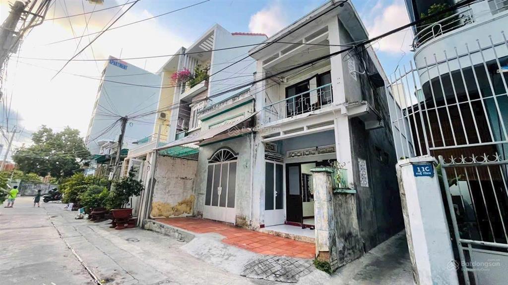 Nhà 2 mặt tiền đường ô tô tuệ tĩnh  nha trang cách biển chỉ 400 mét