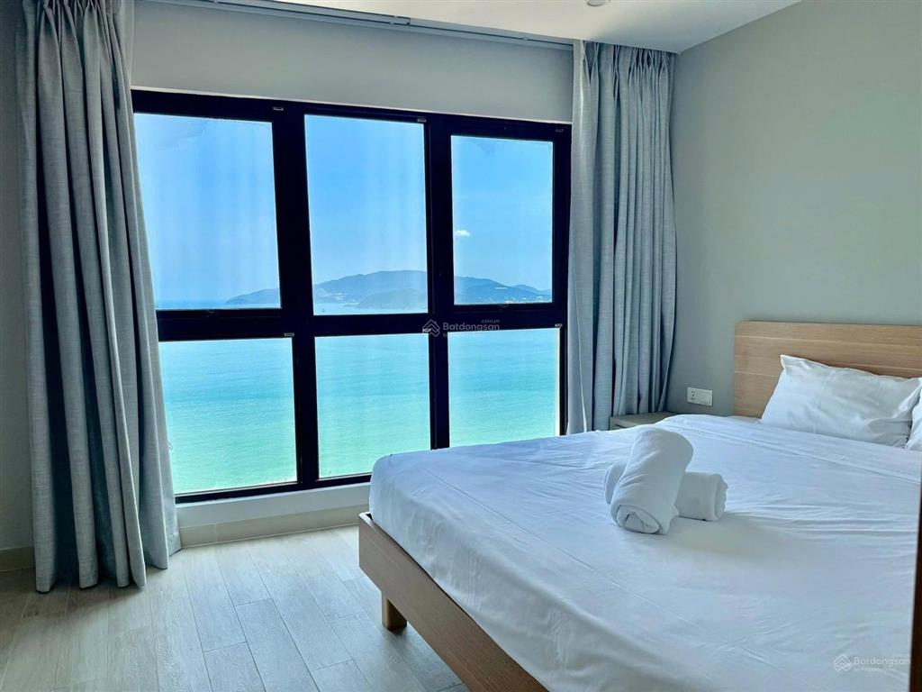 Hàng hiếm  một trong số ít căn 2pn đông nam, tòa nam goldcoast nha trang cần bán