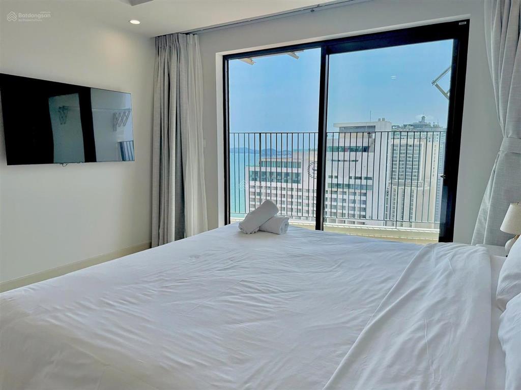 Hàng hiếm  một trong số ít căn 2pn đông nam, tòa nam goldcoast nha trang cần bán