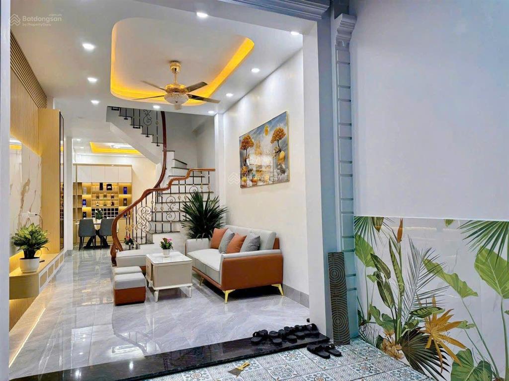 Chính chủ gửi bán nhà khương hạ, ô tô vào nhà, gần hồ, 14.8 tỷ,  0943 282 ***