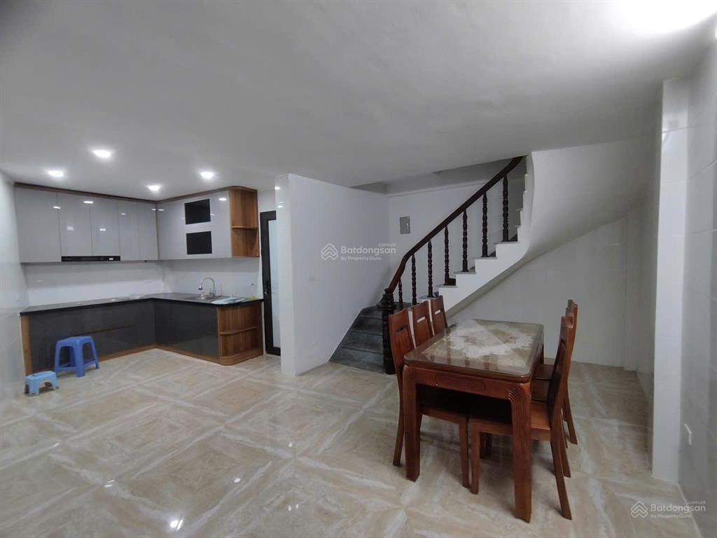 Cho thuê nhà nguyên căn định công, gần phố, gần vành đai 2.5, 35m2 x 5 tầng 4 p ngủ, 10 triệu/tháng