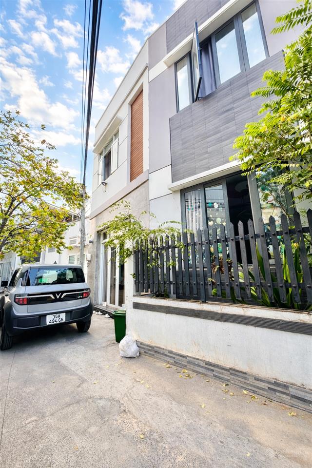 Nhà đẹp gần nguyễn thị định giá 5 tỷ đồng