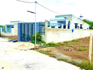 Cần bán nhà mới vào ở ngay, có từ 300 triệu nhận nhà ở liền