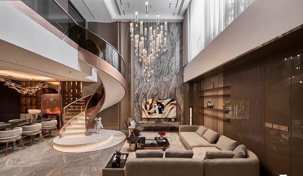 Bán tòa nhà vip vừa kinh doanh, vừa làm văn phòng nguyễn khang, cầu giấy 185m2 9 tầng 90 tỷ.