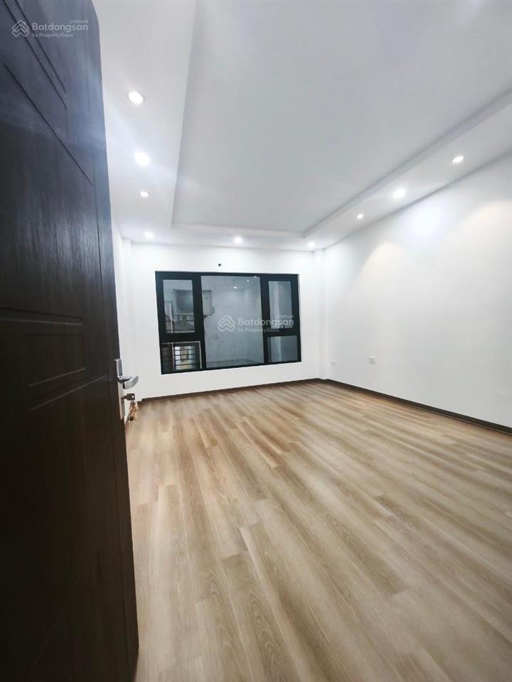 Bán nhà mặt phố đông các, phố vip đống đa, 5 tầng thang máy, kinh doanh đỉnh, 31 tỷ, 65m2 hiếm