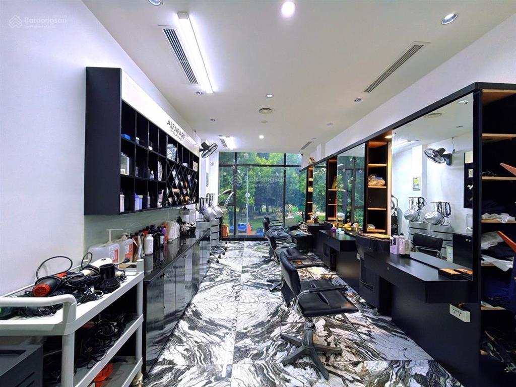 Bán tòa nhà mặt phố nguyễn đình chiểu, hai bà trưng 52m2 giá 46 tỷ, 6 tầng khu vip, kinh doanh tốt