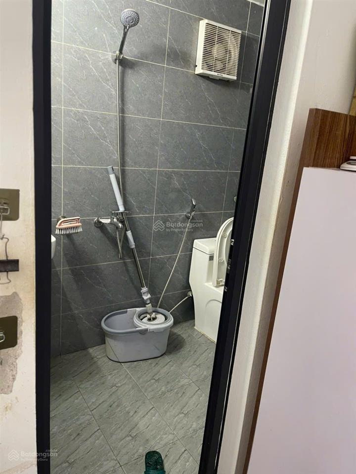 Cho thuê nr ở số nhà 90, tứ liên, q.tây hồ, 8 triệu, 40m2, chính chủ siêu hot