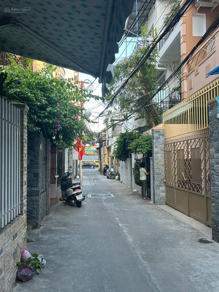 Bán nhà (73.5 m2, ngang 4.8 m) hẻm pasteur  cách biển 200 m  giá chốt 8.8 tỷ