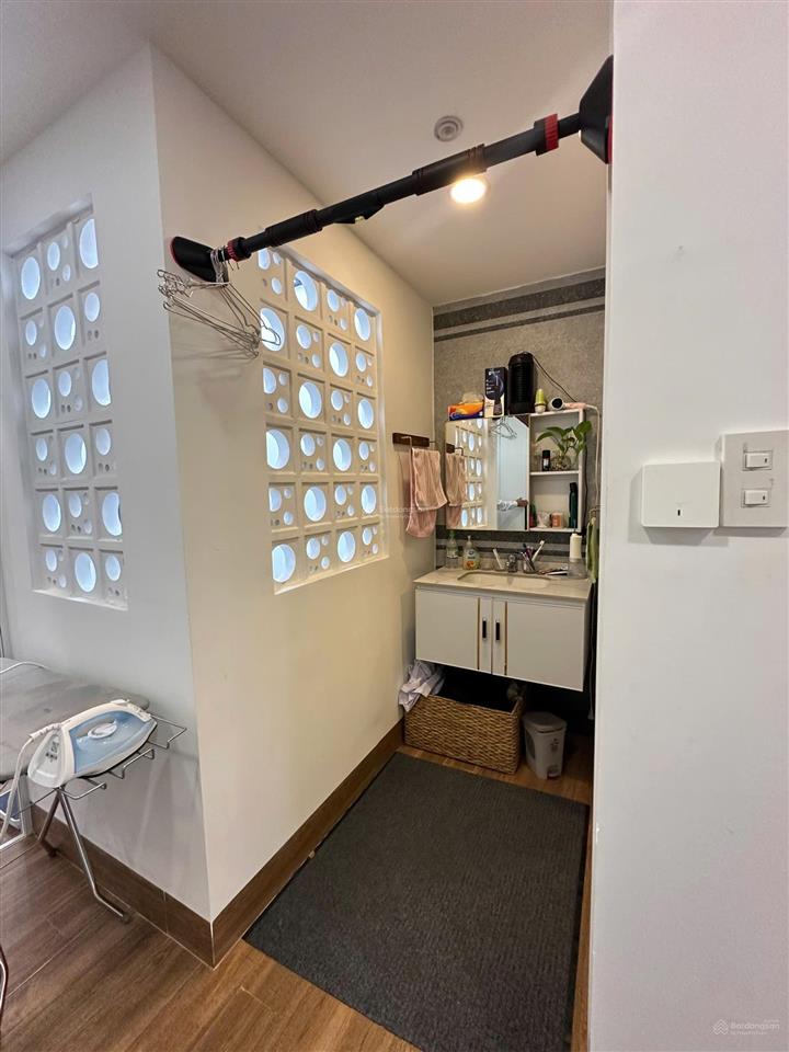 Bán nhà 4 tầng  mặt tiền ngô gia tự  đoạn 2 chiều  giá 22.4 tỷ  đang cho thuê 35 tr/ tháng