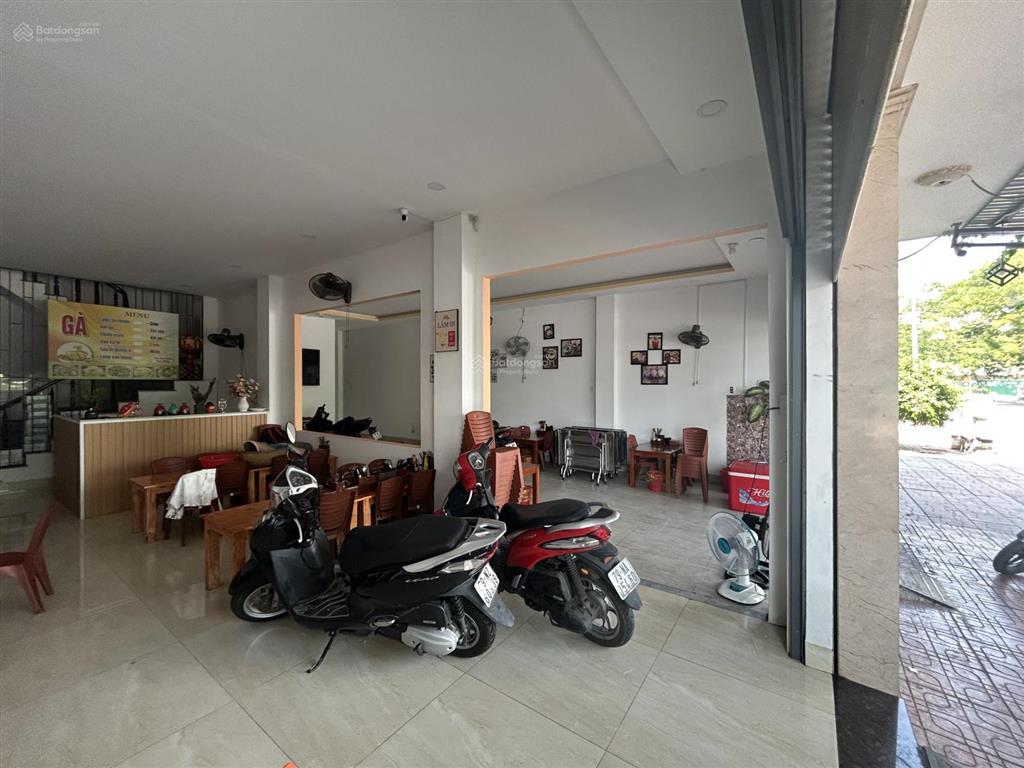 Bán nhà 4 tầng (120 m2, ngang 8 m)  mặt tiền lạc an  sát bên vòng xoay lạc an. giá 21.5 tỷ  shr