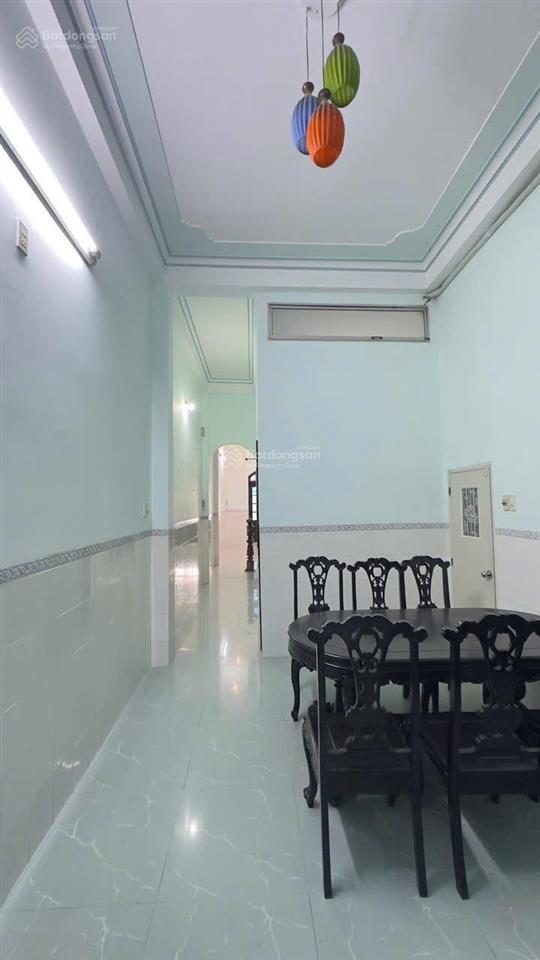 Nhà 2 tầng (110m2, ngang 5m) đường 10m, vĩnh hải, cách 2/4 chỉ 30m cách biển 1.2 km. giá 6,6 tỷ