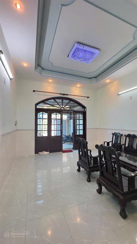 Nhà 2 tầng (110m2, ngang 5m) đường 10m, vĩnh hải, cách 2/4 chỉ 30m cách biển 1.2 km. giá 6,6 tỷ