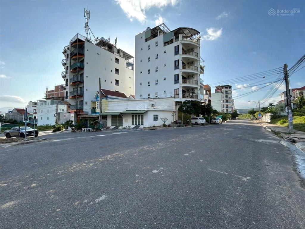 Bán nhà cấp 4 (67.5 m2, ngang 4.5 m) đường triệu quang phục, hòn xện, cách biển 800 m. giá 4.5 tỷ