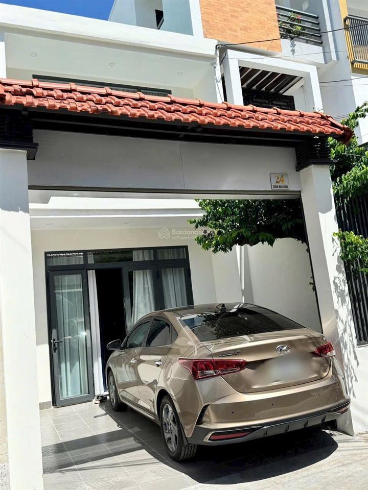 Bán nhà (58m2, ngang 4.2m) mặt đường trần mai ninh  vĩnh hải  cách biển 300m. giá 6.8 tỷ