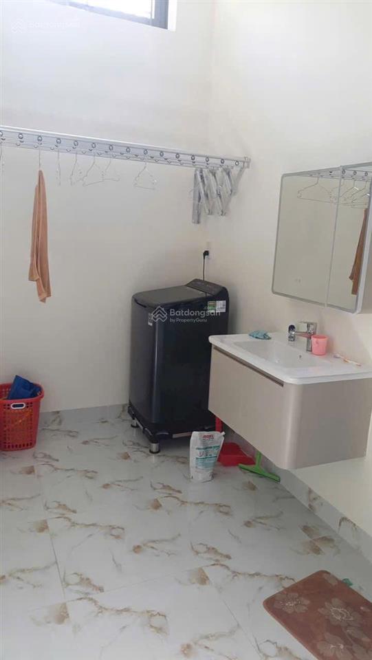 Bán nhà (58m2, ngang 4.2m) mặt đường trần mai ninh  vĩnh hải  cách biển 300m. giá 6.8 tỷ