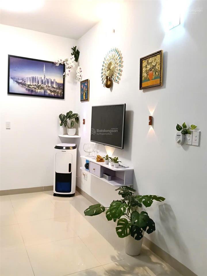 Bán căn hộ (48.8m2, 2 pn)  chung cư bình phú 2  tầng cao thoáng mát  view nhìn biển  giá 1.8 tỷ