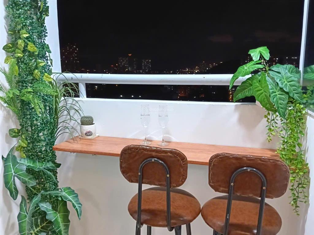 Bán căn hộ (48.8m2, 2 pn)  chung cư bình phú 2  tầng cao thoáng mát  view nhìn biển  giá 1.8 tỷ