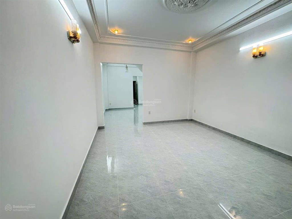 Nhà 2 phòng ngủ 4,2x17 tô hiến thành
