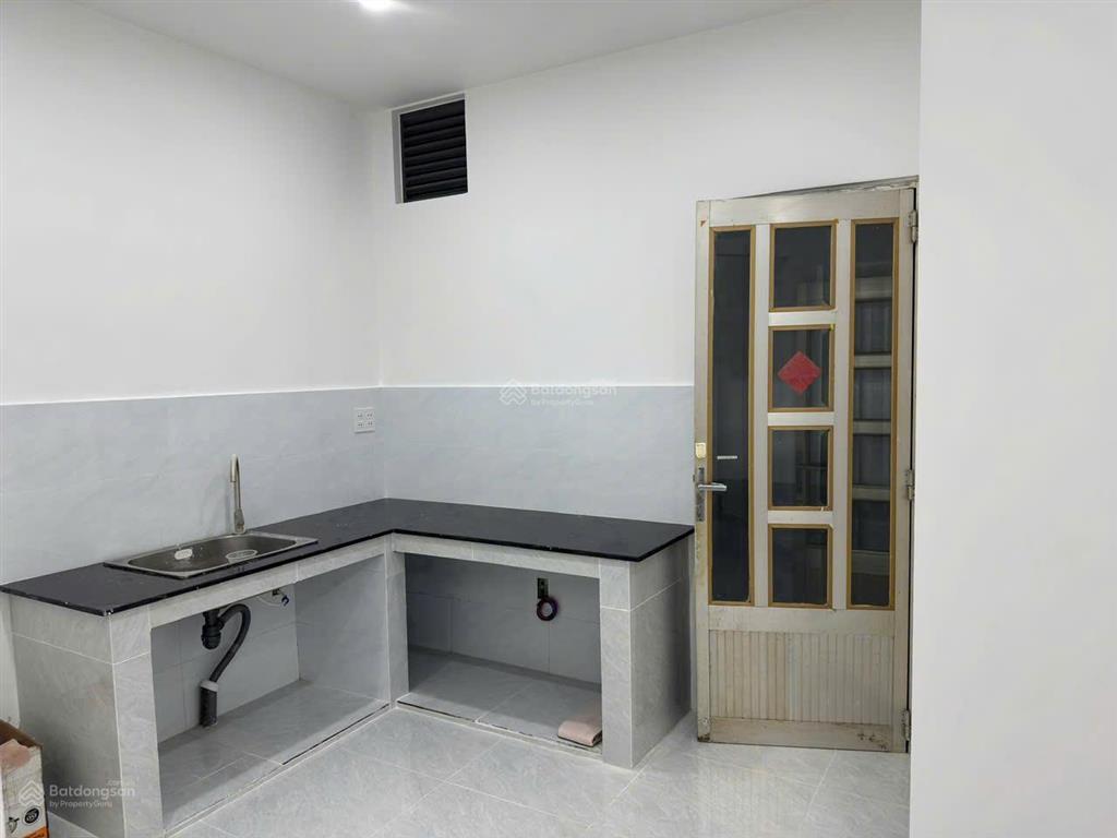 Nhà 2 phòng ngủ 4,2x17 tô hiến thành