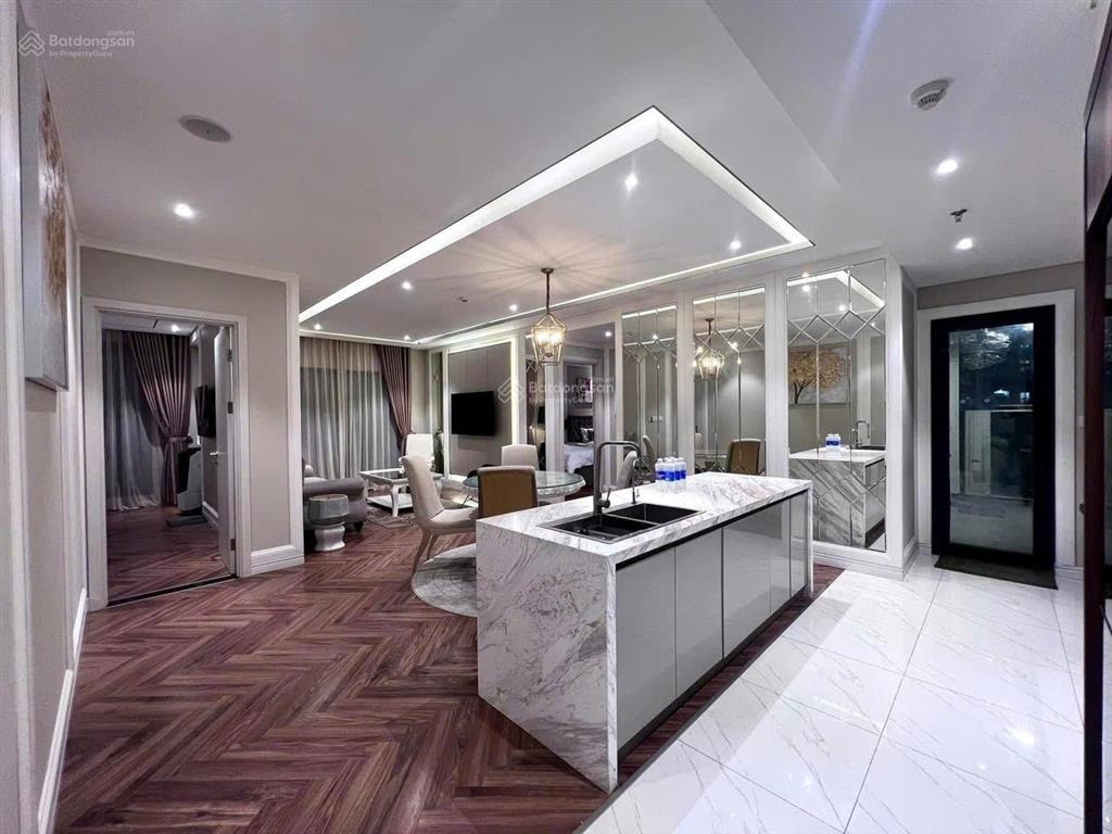 Chính chủ bán quỹ căn hộ nổi bật giá siêu tốt tại king palace 108 nguyễn trãi  0356 179 ***