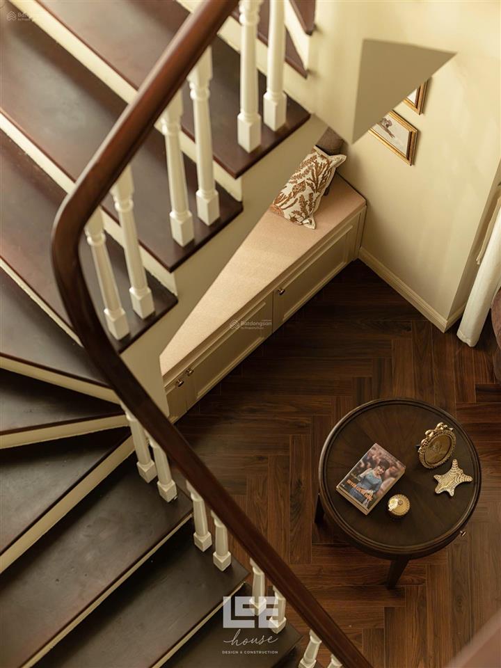 Bán căn penhous 120m2, 10,5 tỷ tại tòa spremium, kch vịnh đảo 2, ecopark  0356 179 ***