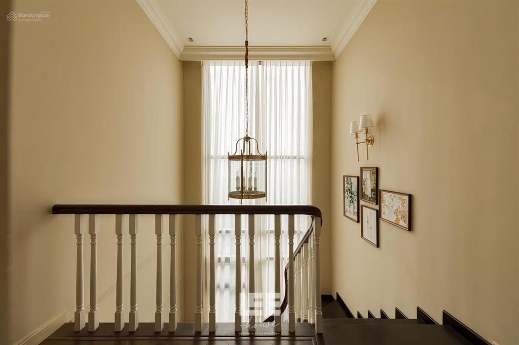 Bán căn penhous 120m2, 10,5 tỷ tại tòa spremium, kch vịnh đảo 2, ecopark  0356 179 ***