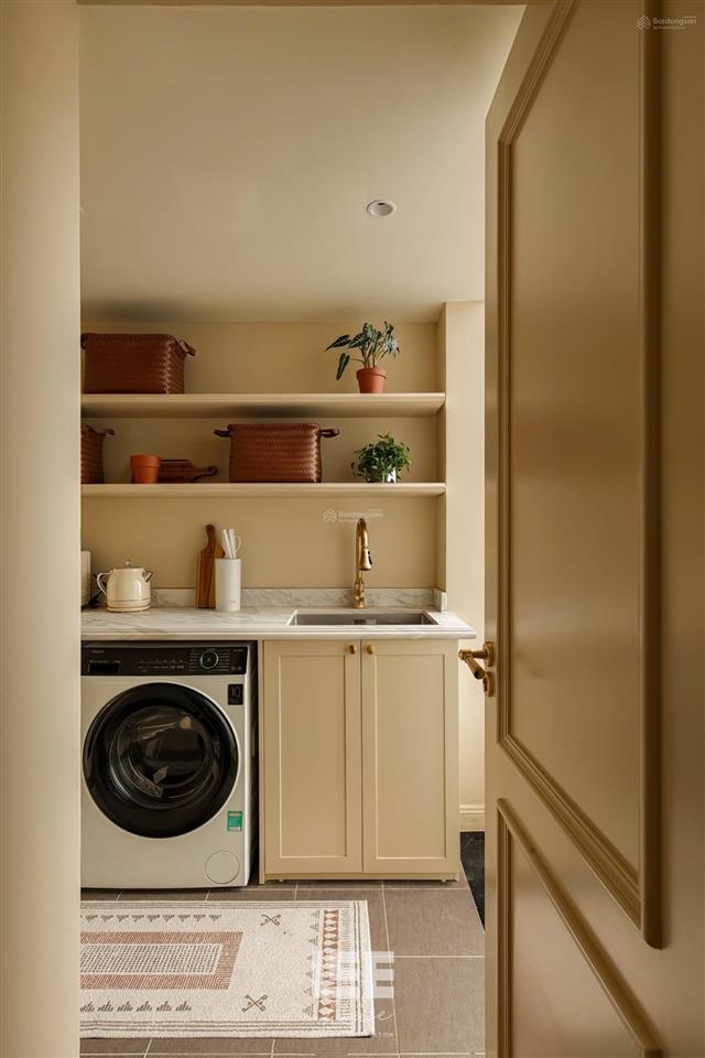 Bán căn penhous 120m2, 10,5 tỷ tại tòa spremium, kch vịnh đảo 2, ecopark  0356 179 ***