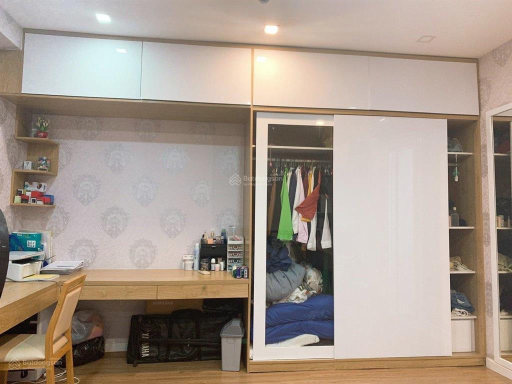 Cần bán gấp căn góc 3pn chung cư mone (masteri) quận 7 đã có sổ hồng, giá chỉ 6.3 tỷ thương lượng