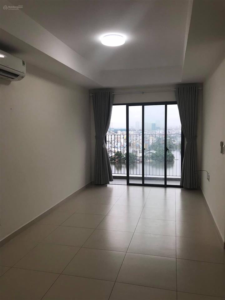 Bán nhanh căn hộ mone 2pn 1wc 61m2 nhà trống, đã có sổ hồng, giá 4.3 tỷ (còn thương lượng)