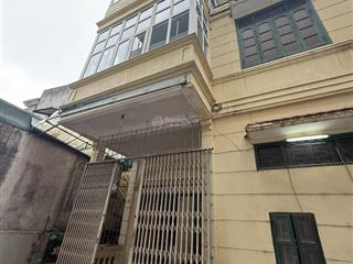 Nhà 2 tầng xây dựng sẵn và 108m2 đất đường trịnh công sơn, tây hồ