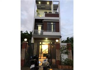 Bán nhà 2,5 tầng đường bùi trang chước (đường 10m5)hoà xuâncẩm lệ .giá 8ty250  0942 992 ***