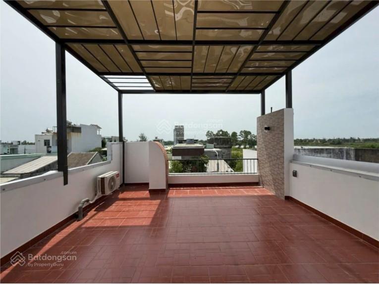 Bán nhà 2,5 tầng mt đườn liêm lạc 3 hoà xuân cẩm lệ. dt 100m2 giá 5ty790  0942 992 ***