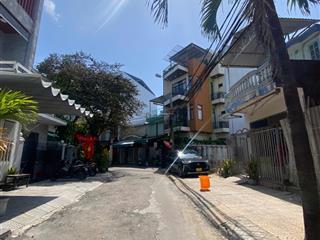 Bán đất tặng nhà c4 đường bùi hữu nghĩa sơn trà, sát bãi biển mỹ khê. giá 8ty6  0942 992 ***