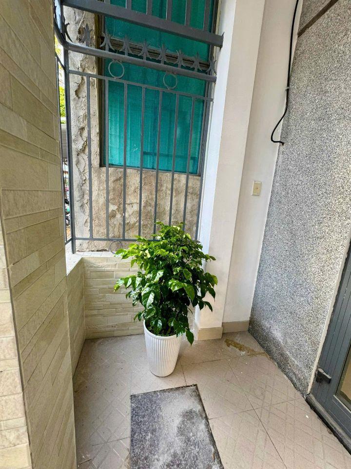 Bán nhà 2 tầng VŨ ĐÌNH LONG- Sơn Trà , gần biển Mân Thái DT 75m2 giá 10ty5. LH0942992361