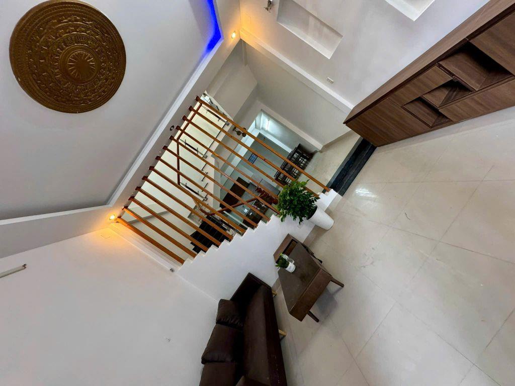 Bán nhà 2 tầng VŨ ĐÌNH LONG- Sơn Trà , gần biển Mân Thái DT 75m2 giá 10ty5. LH0942992361