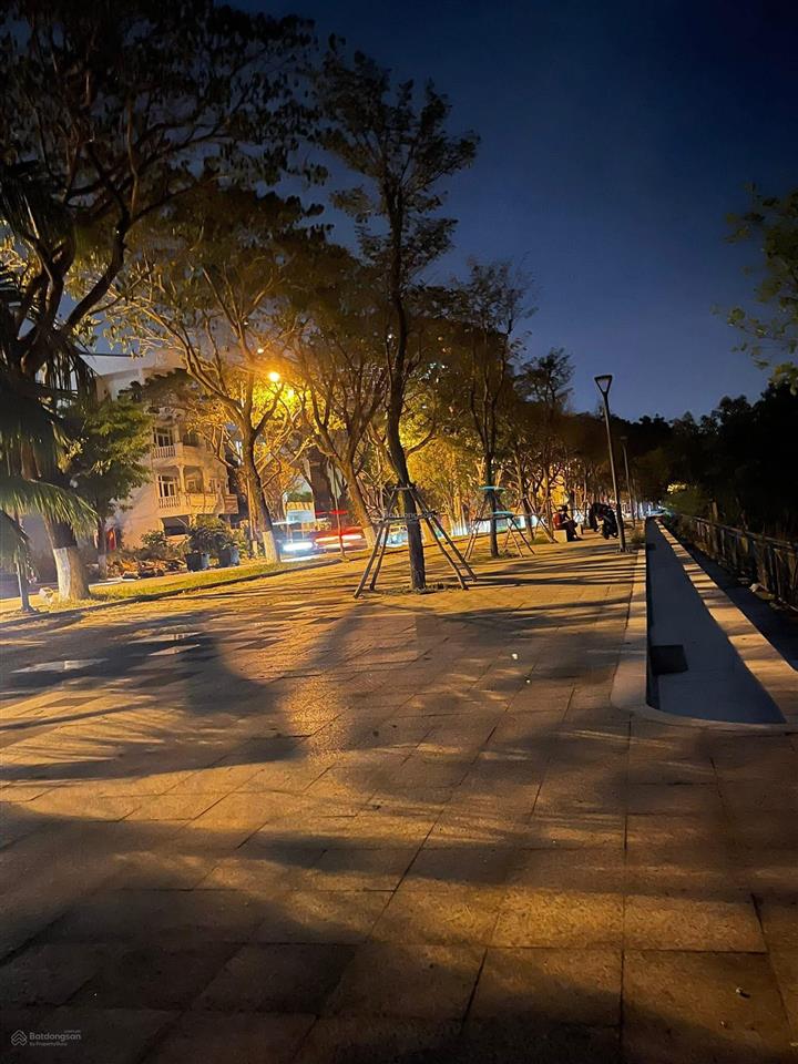 Bán đất mt đường thăng long khu vip view sông hàn .dt 150m2 giá 23ty5  0942 992 ***