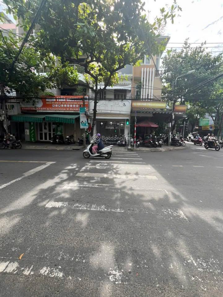 Bán nhà 2 tầng mt đường nguyễn thị minh khai  hải châu. ngang 4m27 giá 7ty8  0942 992 ***