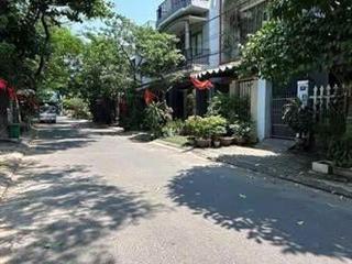 Bán lô TĐC ĐÔNG HẢI - Ngũ Hành Sơn, sát sông Cổ Cò .DT 100m2 giá 4ty350 LH 0942992361