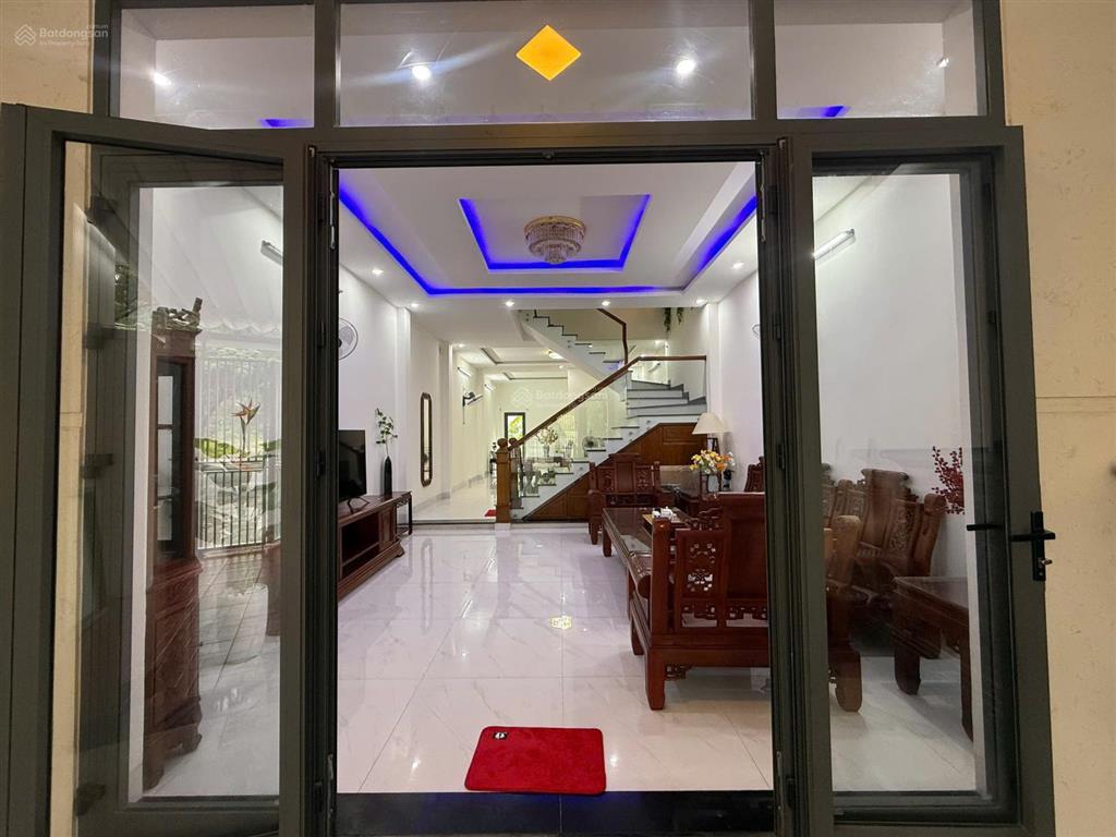 Cho thuê nhà mới 2 tầng đường phạm hữu nhật  ngũ hành sơn, 3pn giá 22tr/tháng  0942 992 ***