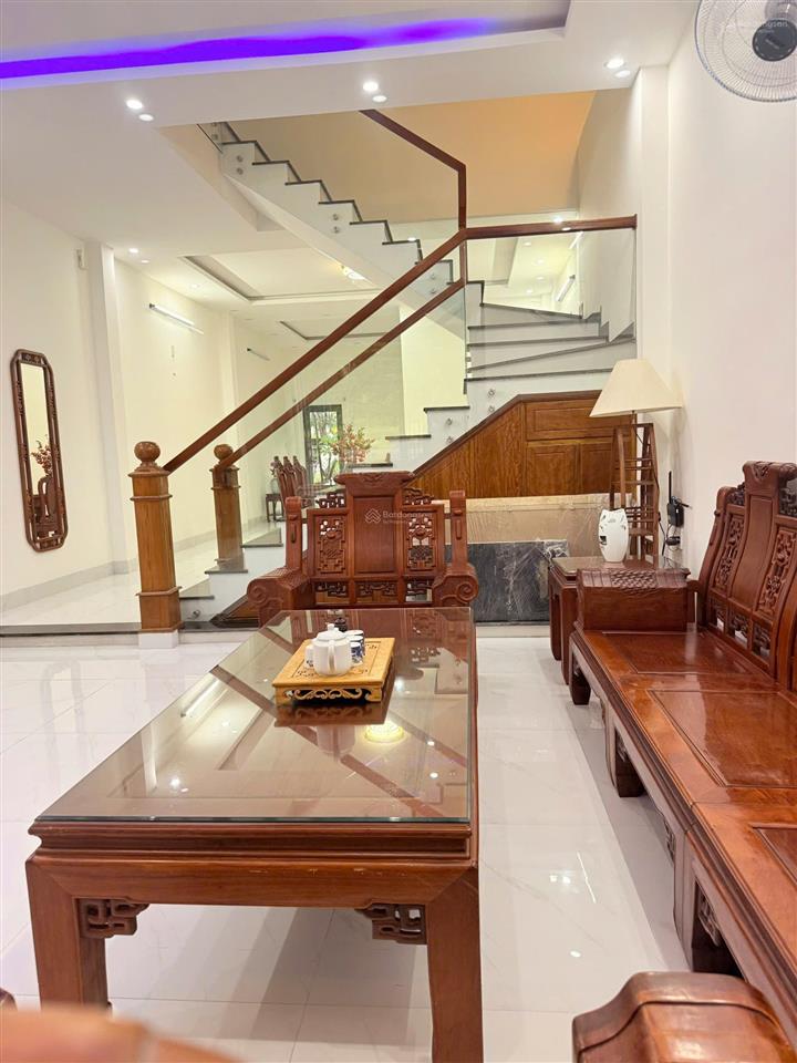 Cho thuê nhà mới 2 tầng đường phạm hữu nhật  ngũ hành sơn, 3pn giá 22tr/tháng  0942 992 ***