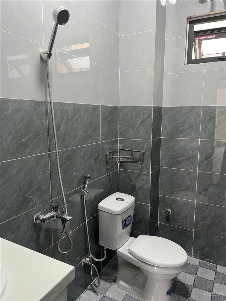 Cho thuê nhà 2 tầng mt đường võ văn ngân  hòa xuân, có 3pn giá 12tr/tháng  0942 992 ***