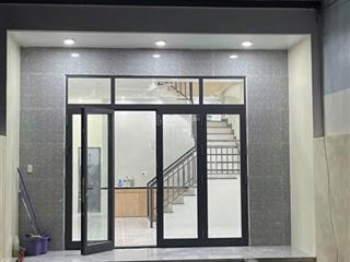 Cho thuê nhà 2 tầng mt đường võ văn ngân  hòa xuân, có 3pn giá 12tr/tháng  0942 992 ***
